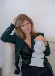 Sarah Vander Schaaf author photo