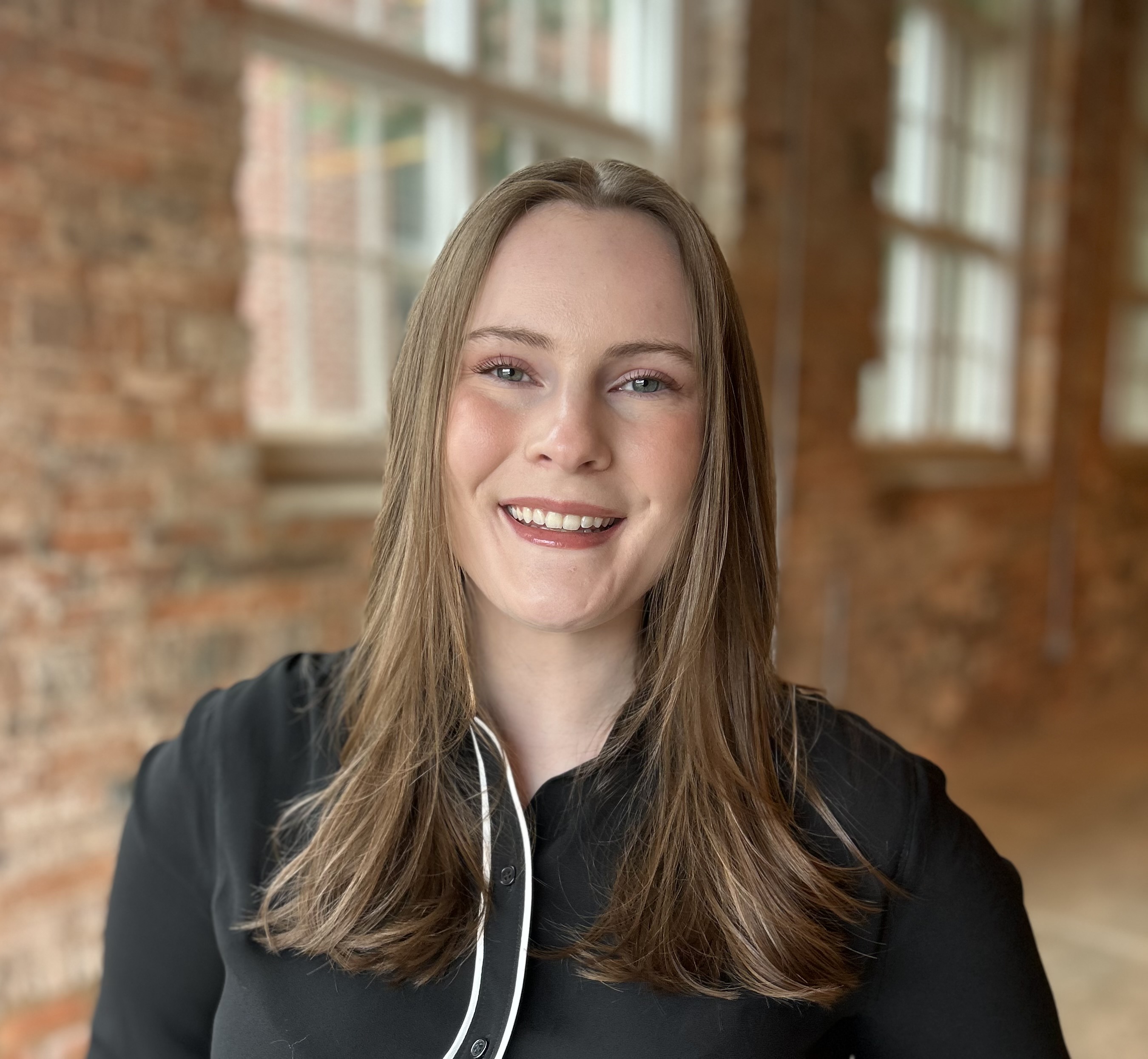 Emma Giles headshot