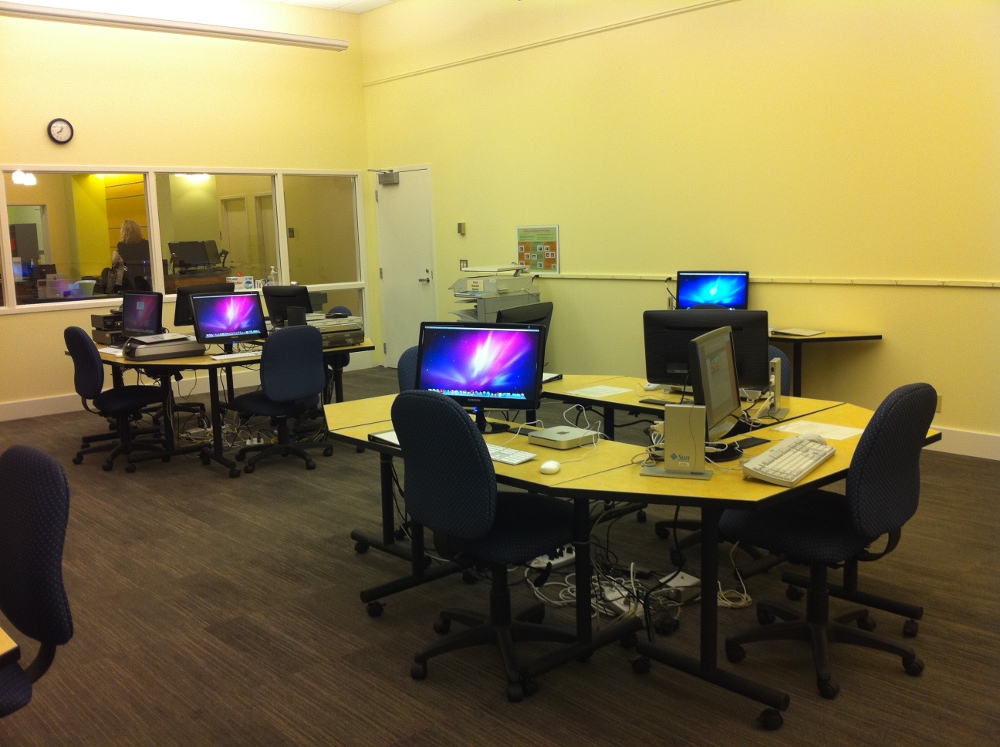 Launch of new Digital Media Lab ZSR Library