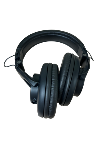 Headphones: Focused Audio Experience